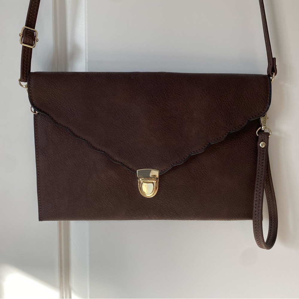 Gorgeous brown crossbody / wristlet